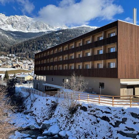 Jufa Hotel Savognin Buitenkant foto